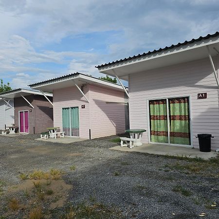 Bansuan Inthanon Resort -Classic House Chom Thong Exterior photo